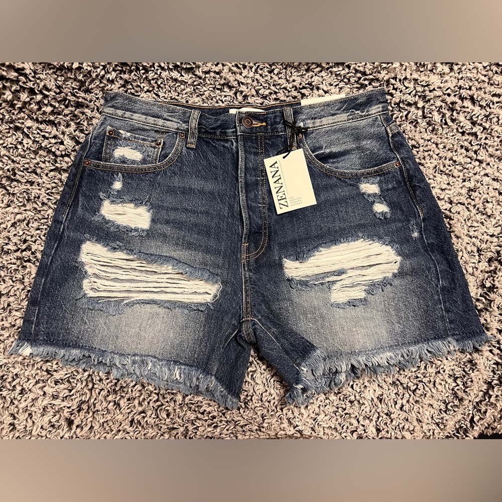 Zenana Distressed Denim shorts